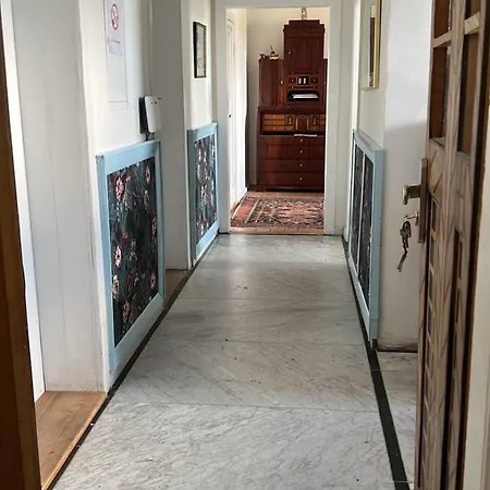 Apartment Antike Wohnmoeglichkeit Kurz Und Langfristig 100qm 1 Stock *
